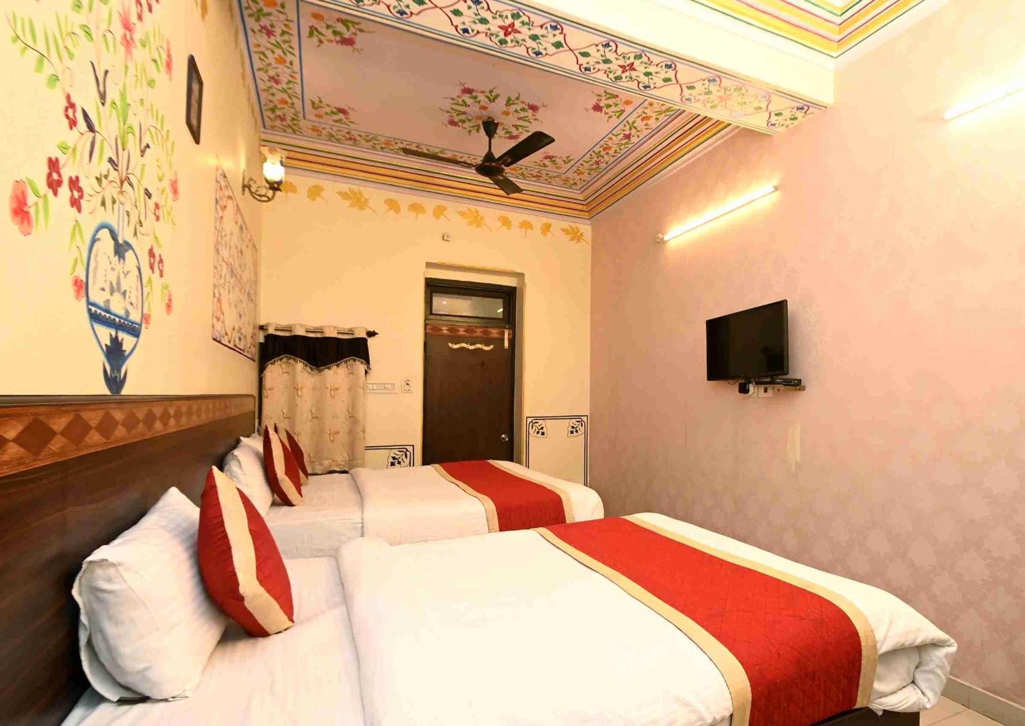 Virasat Mahal Heritage Hotel-Jaipur City Center Exterior foto