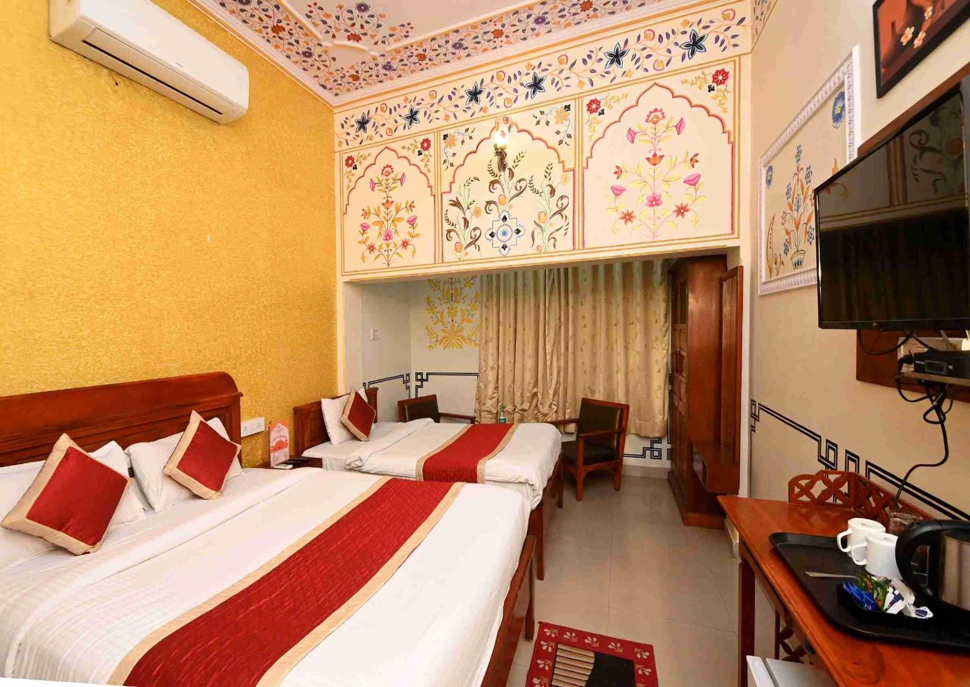 Virasat Mahal Heritage Hotel-Jaipur City Center Exterior foto