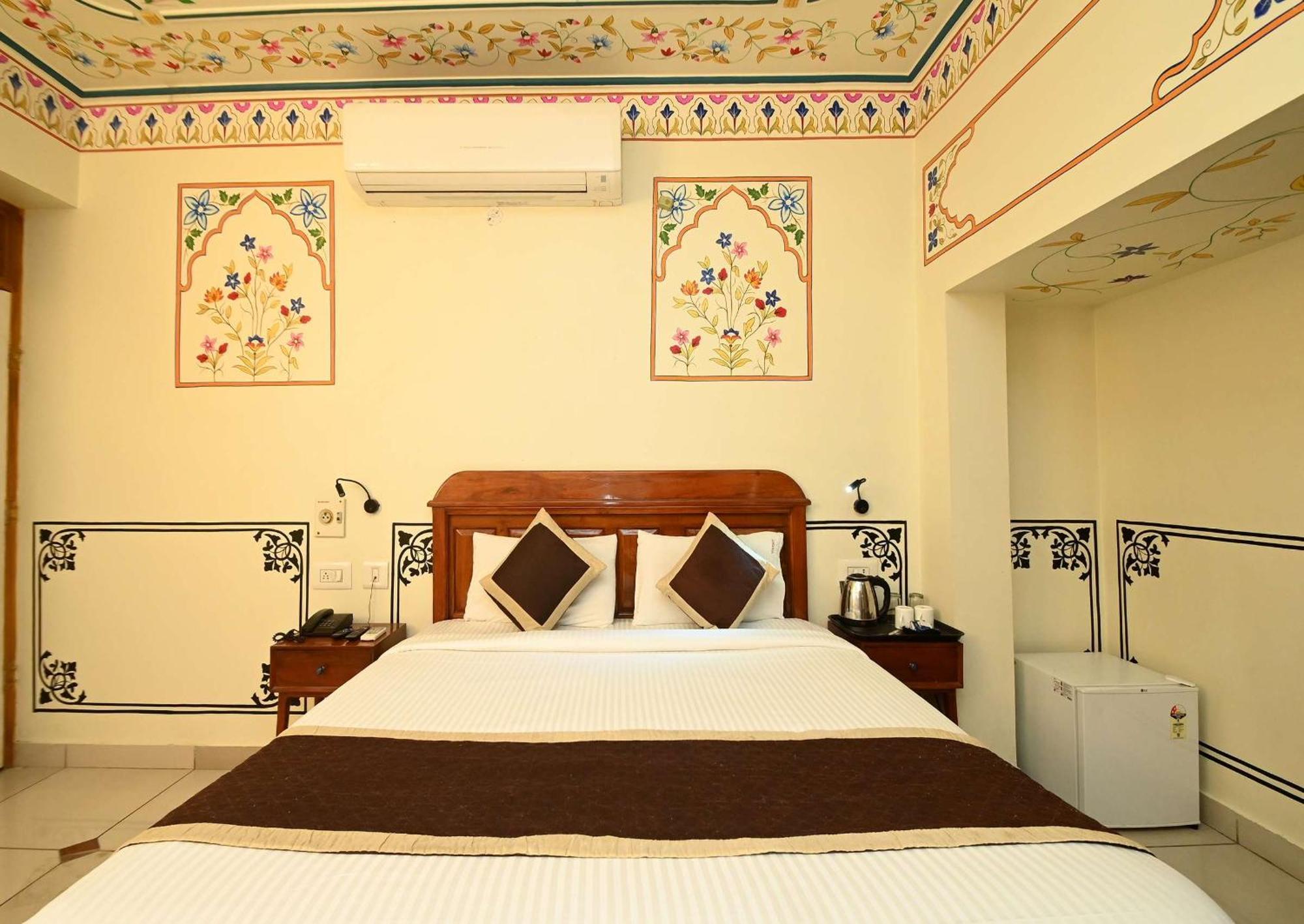 Virasat Mahal Heritage Hotel-Jaipur City Center Exterior foto